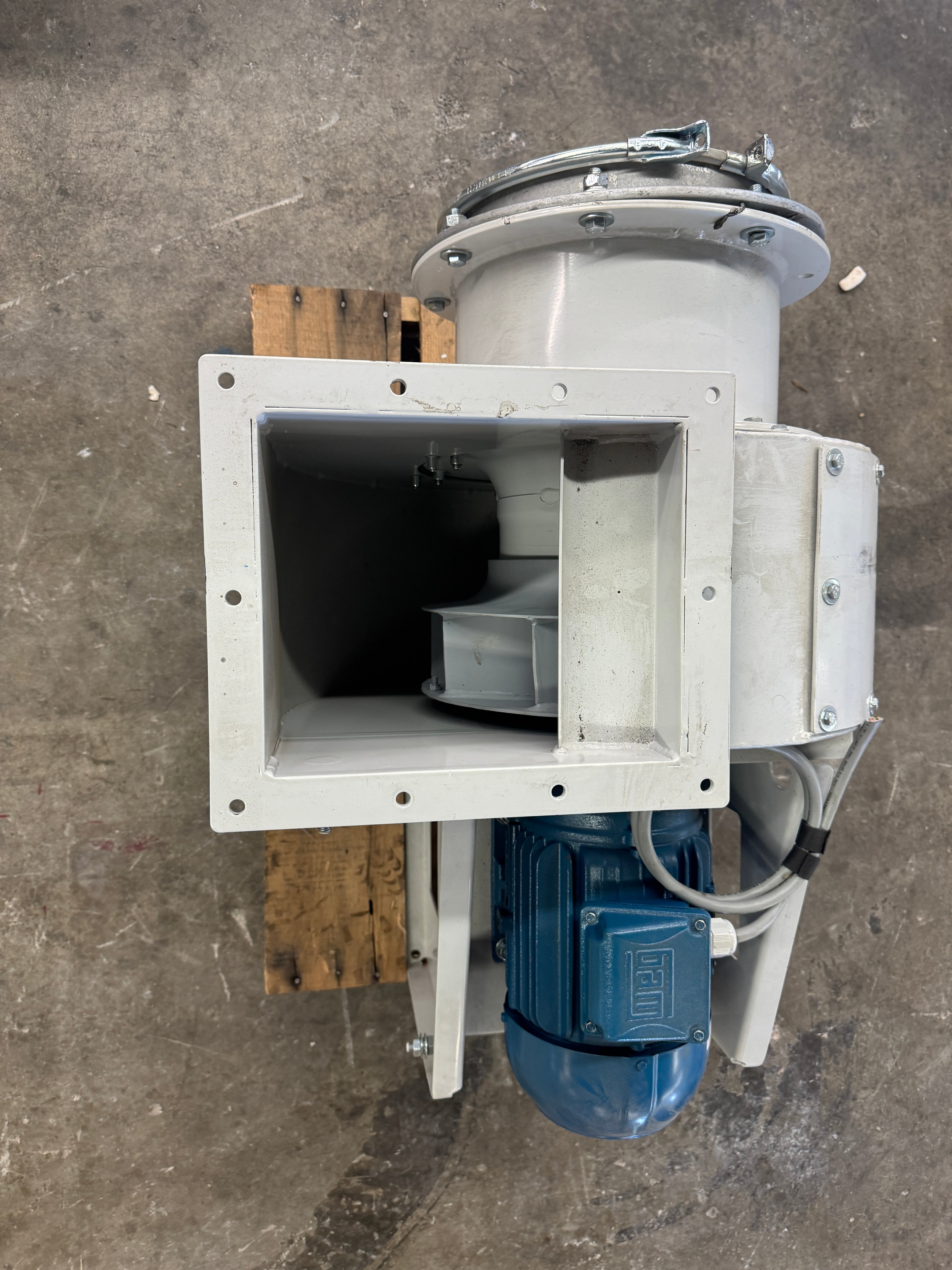 2825 CFM, Fan Systems #S-RSZ10A/280/355/1, Centrifugal Blower, 3 S.P., 2.14 KW, 2827 RPM, 60°C Max, 2024 - Image 4