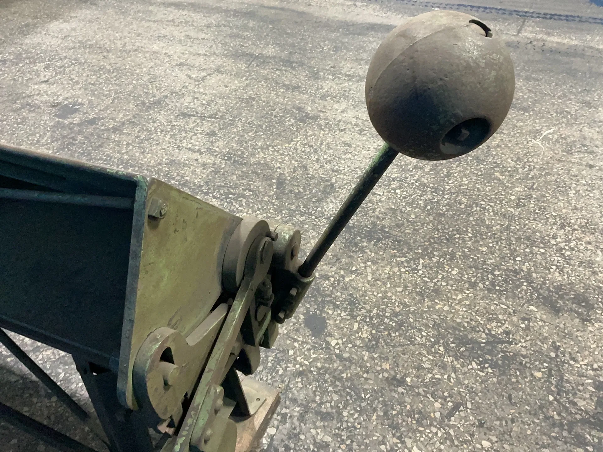 14 Dreis & Krump #1014, sheet metal apron brake - Image 3