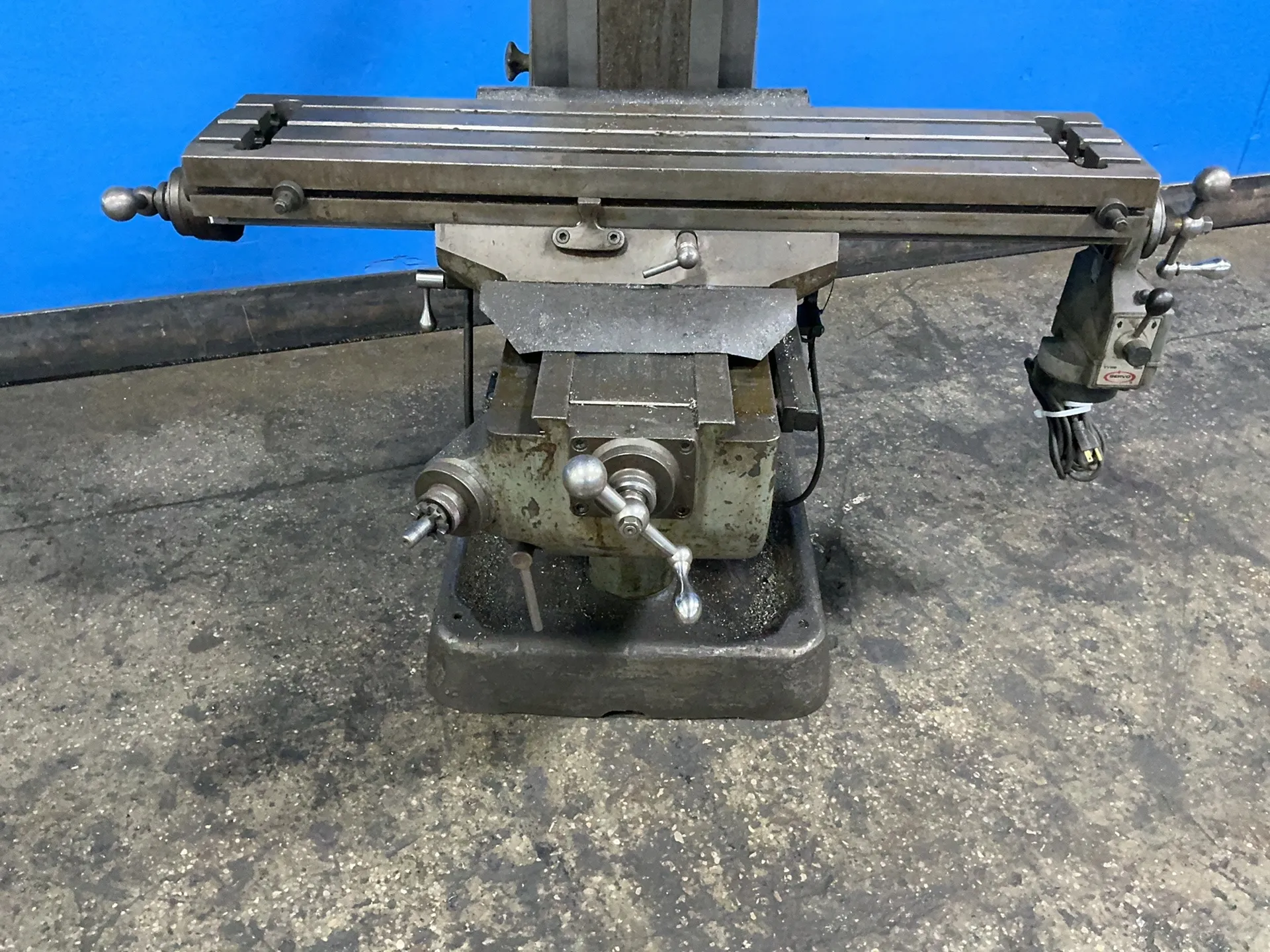 Bridgeport #134171, vertical mill, 9" x 42" table, 1 -1/2 HP, 1730 RPM, Magnescale digital read out, 230/460 - Image 2