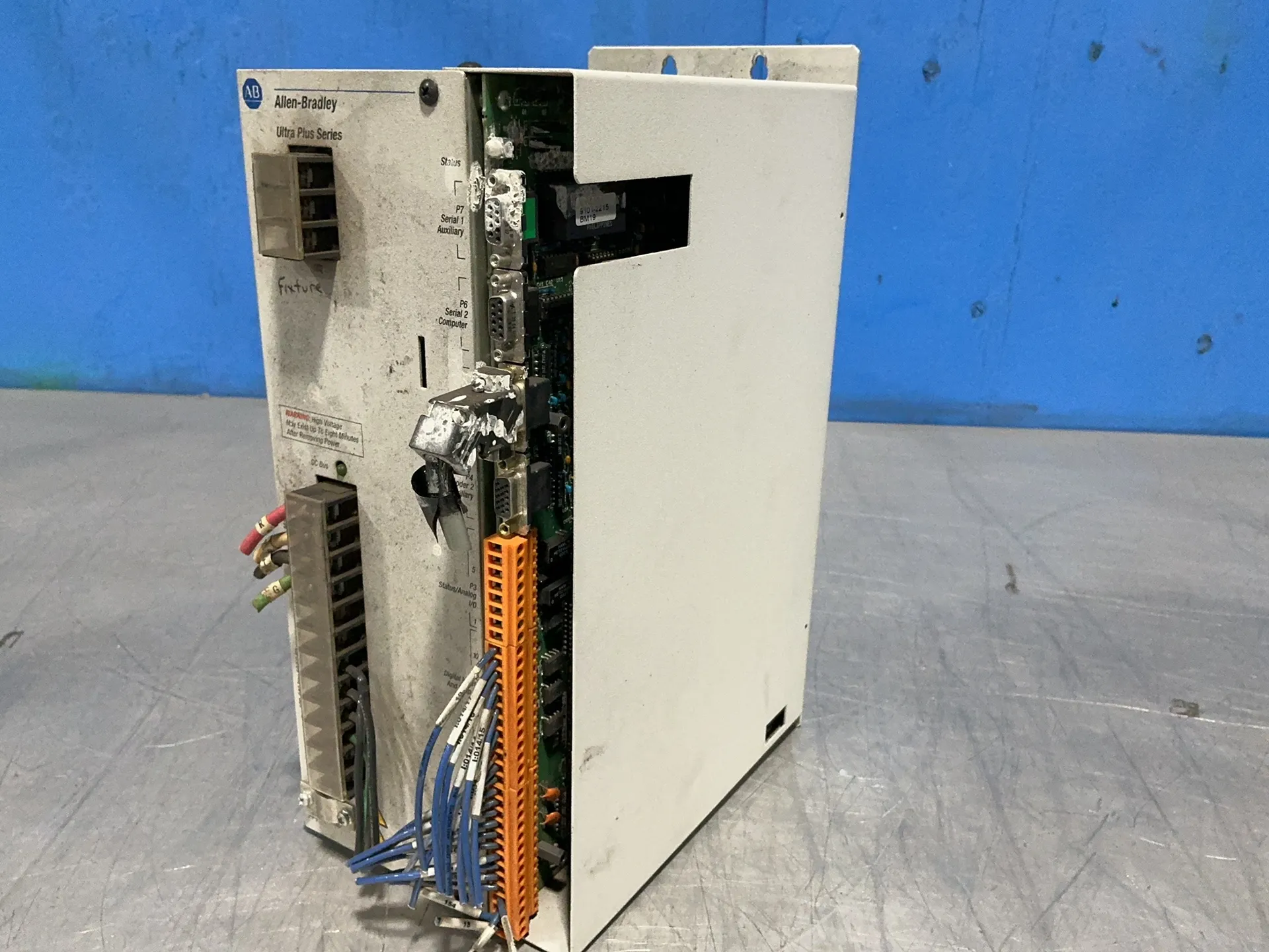 Allen-Bradley #1398-PDM-075, Ultra Plus series positioning servo drive, 28 A, 120/240 Volts, 2001 - Image 3