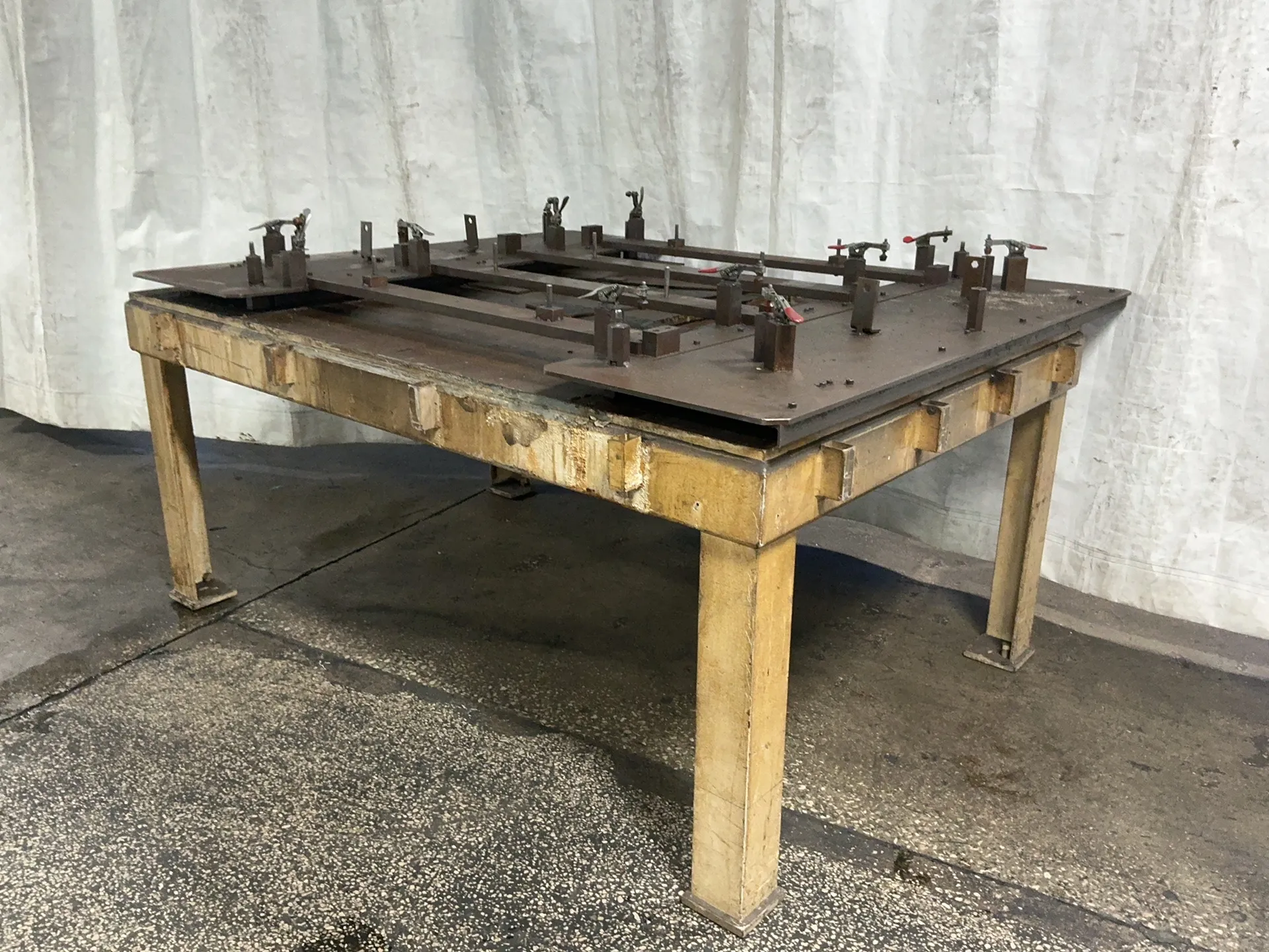5' x 7' metal table - Image 1