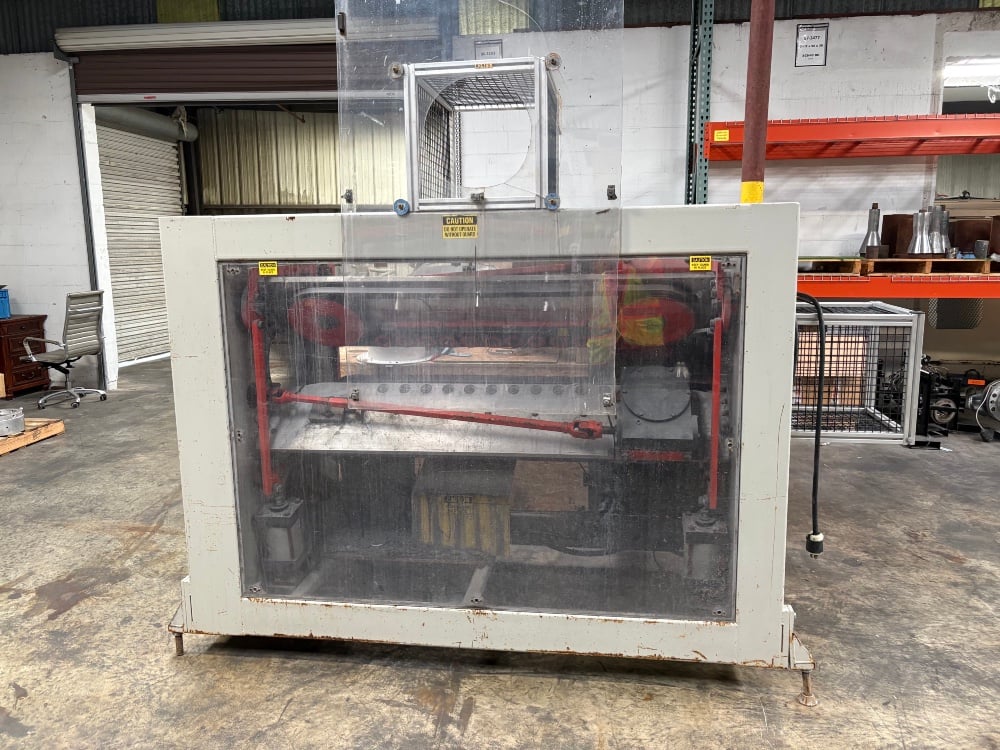 Plastics Extrusion Machinery PEM, 4 belt smooth belt puller - Image 1