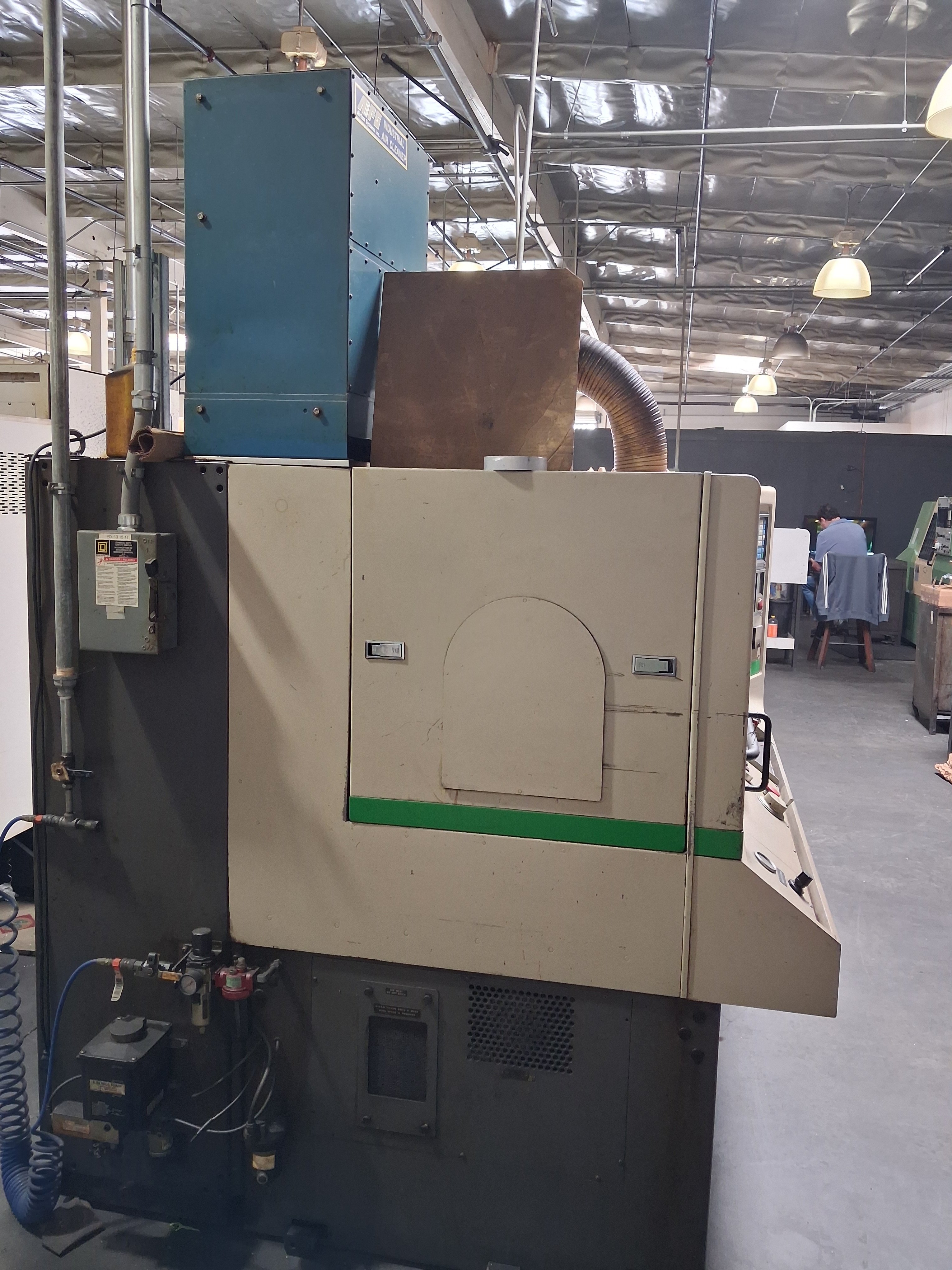 Hardinge #CHNC-I, CNC chucker lathe, Fanuc 0T-B Control, 5C collet spindle, 8-station turret, 5.5 KW spindle - Image 8