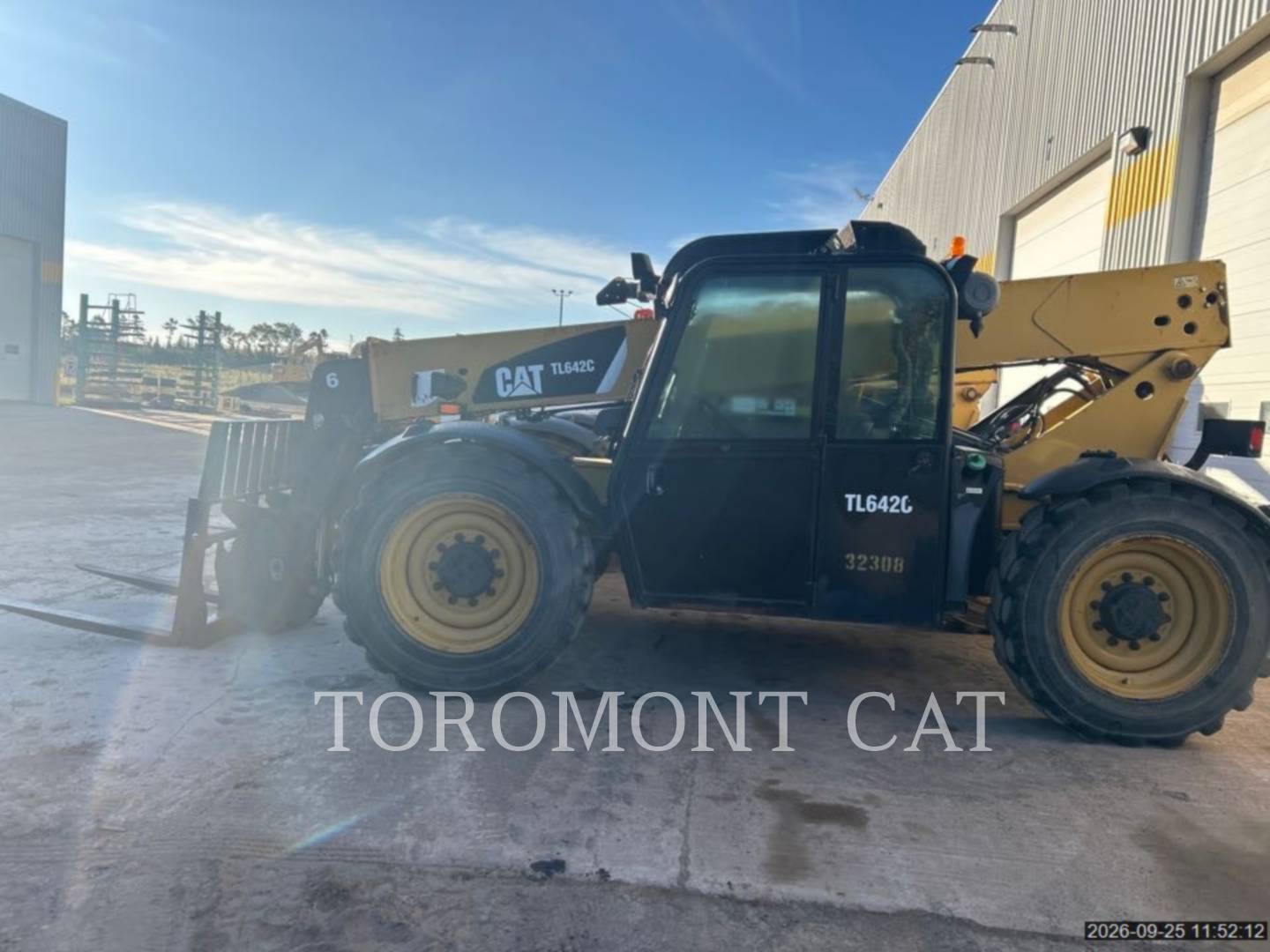 Cat TL642C, Telehandler, 3962 hours, S/N: THG00509, 2013 - Image 7
