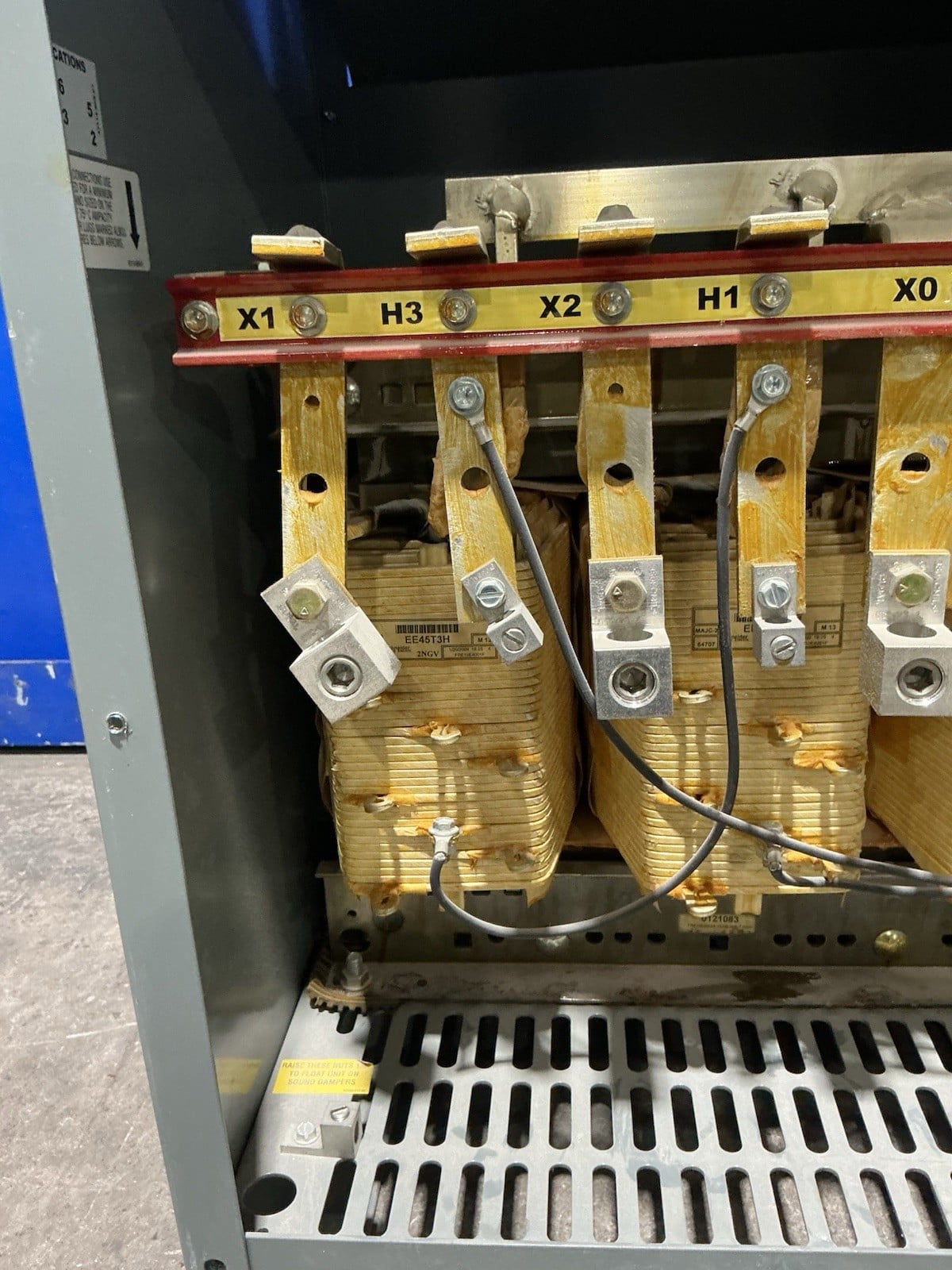 45 KVA 480 Primary, 208Y/120 Secondary, Square D #EE45T3H, Dry Type Transformer, 3 Phase, 60 Hz - Image 6