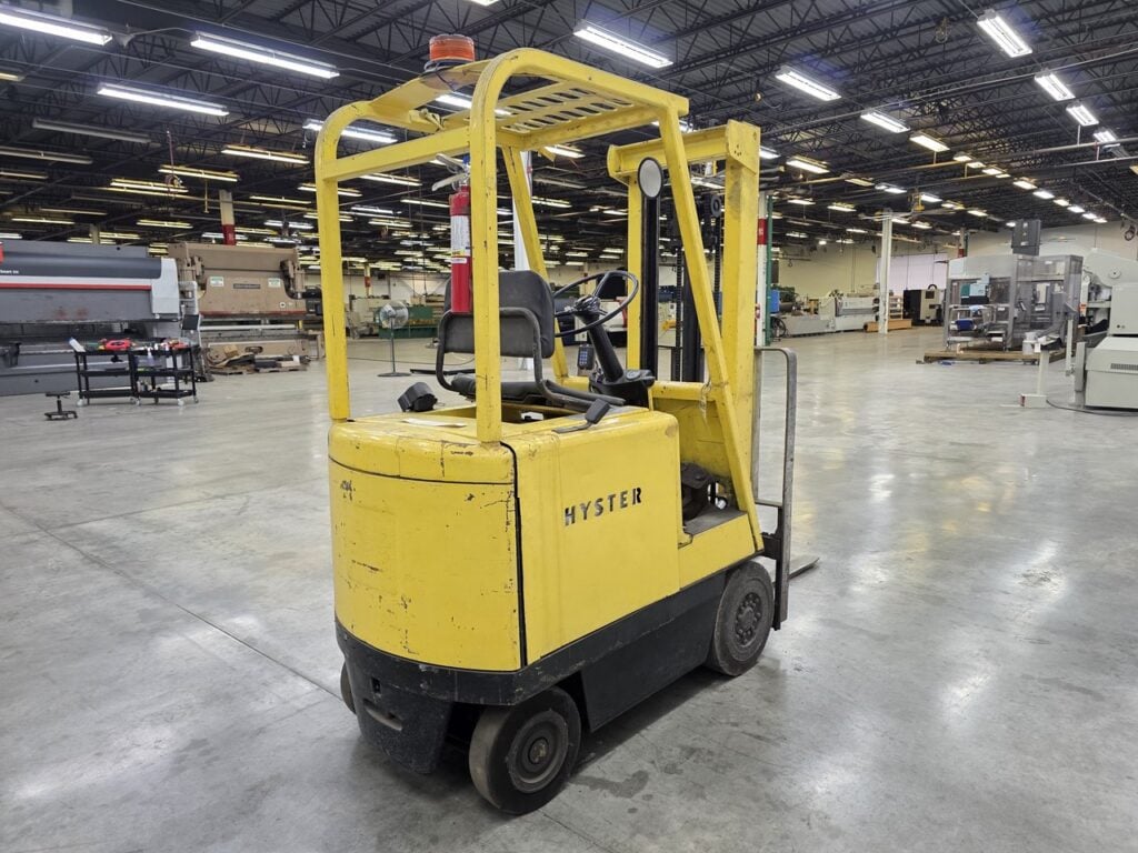 2500 lb. Hyster #E25A, electric forkift, parts machine - Image 5