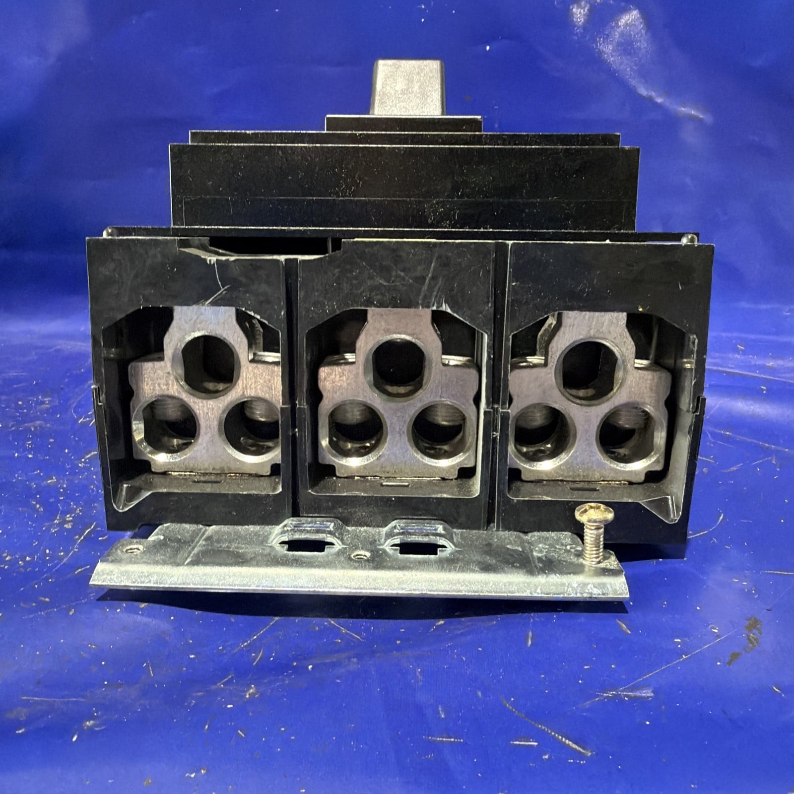 300 Amps, Square D #MJA36300, I-Line circuit breaker, 600 Volts, 3 Pole, 25 KA - Image 8