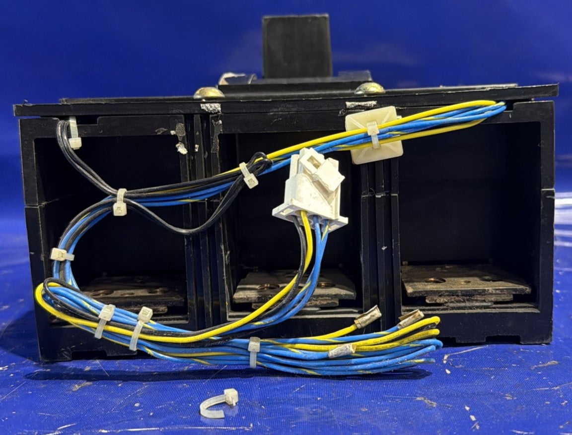 1000 Amps, Square D #MHL3610001426, thermal-magnetic circuit breaker, 600 Volts, 3 Pole - Image 5