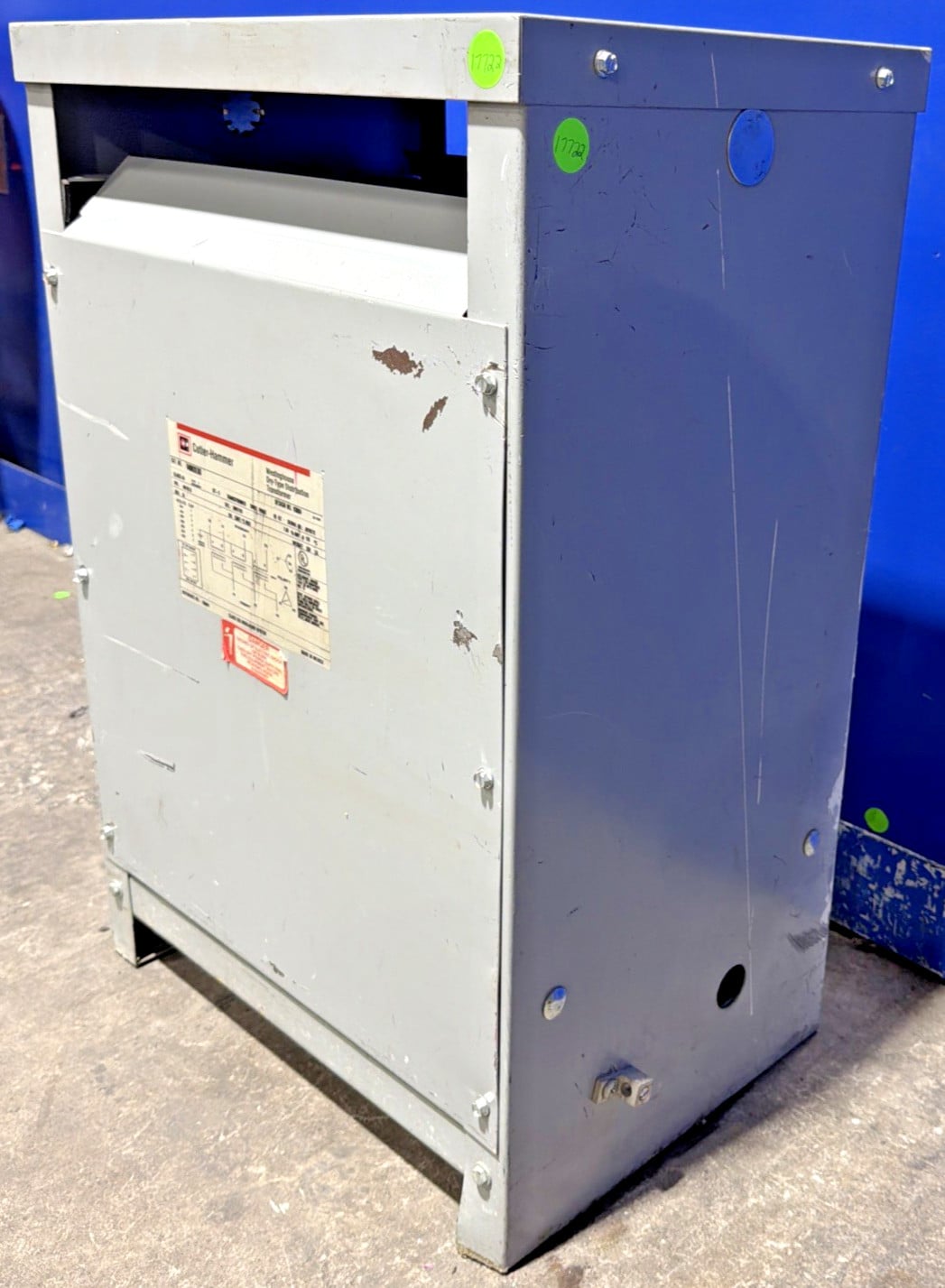 30 KVA 480 Delta Primary, 208Y/120 Secondary, Cutler-Hammer #V48M28E30B, Transformer, 3 Phase, NEMA 2 - Image 9