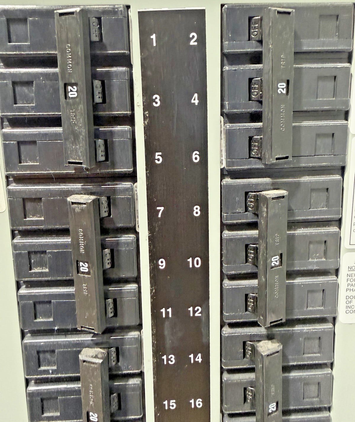 150 Amp. Eaton SDA0191849-020, Main Breaker Panelboard, 208Y/120 Volts, 3 Phase, 4 Wire - Image 9