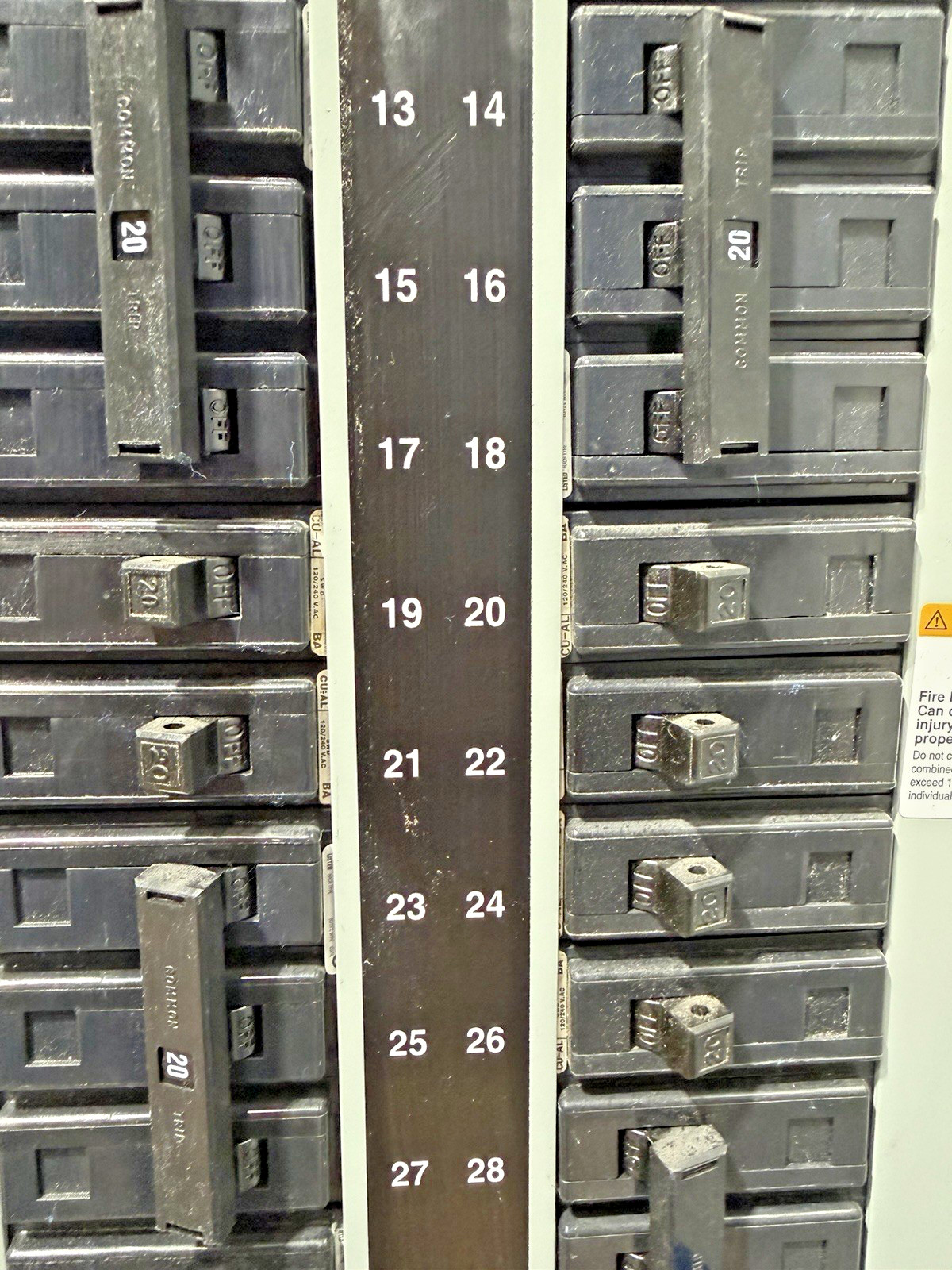 150 Amp. Eaton SDA0191849-020, Main Breaker Panelboard, 208Y/120 Volts, 3 Phase, 4 Wire - Image 10