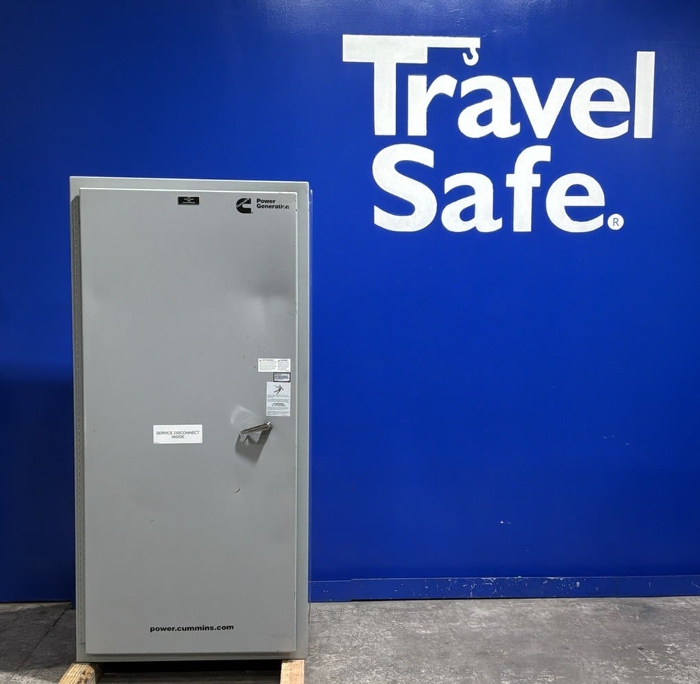 600 Amp. Cummins #E23M231965, Transfer Switch, 480 Volts, 4 Pole, service entrance rated, 60 Hz - Image 1