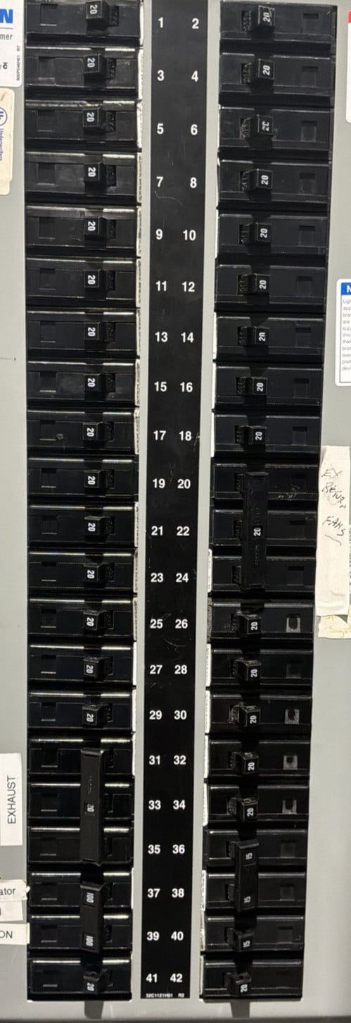225 Amp. Eaton SMP57797005, Main Breaker Panelboard, 208Y/120 Volts, 3 Phase, 4 Wire - Image 5