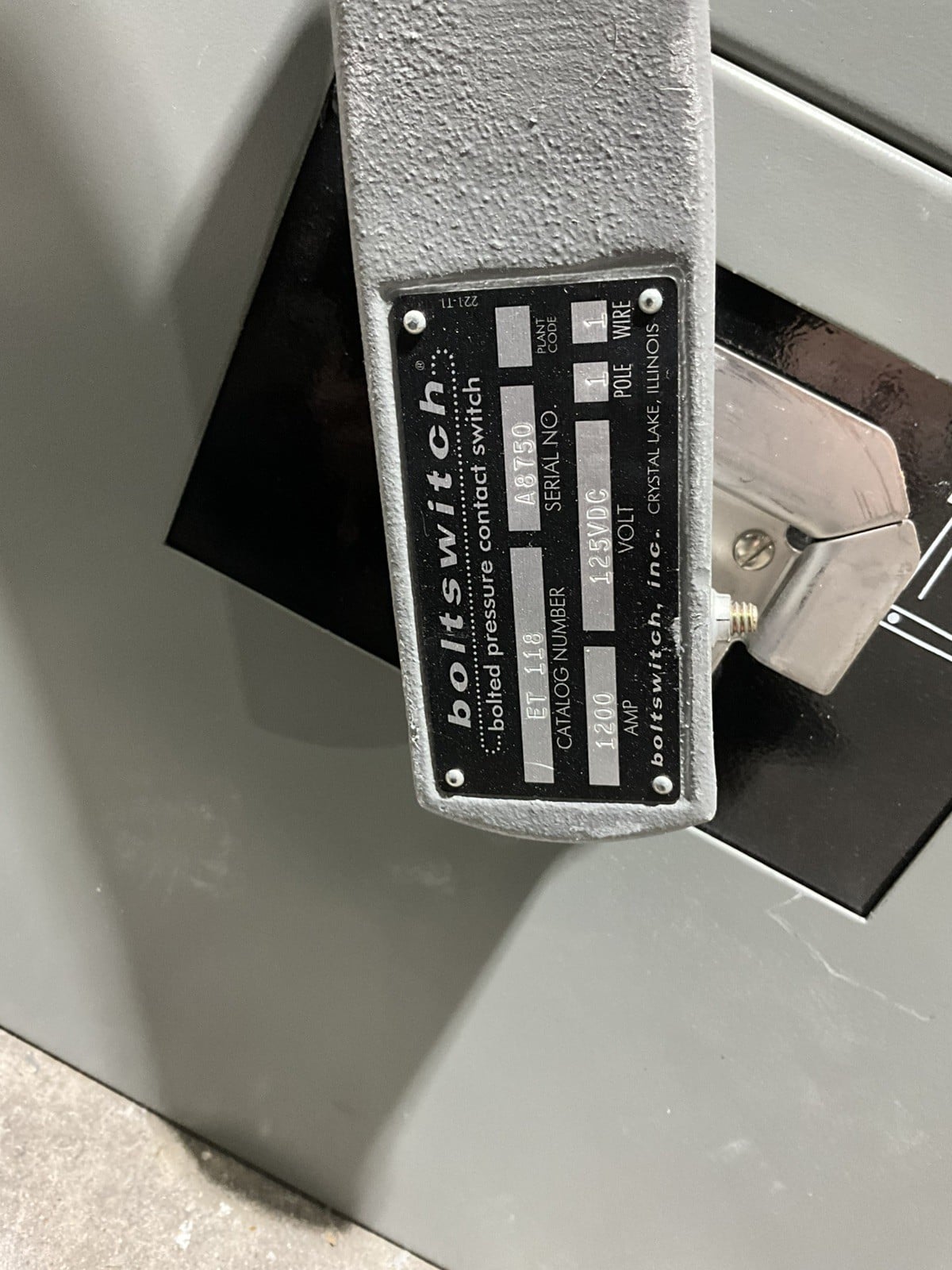 1200 Amp. Boltswitch #ET118, contact switch, 125 Volts, 1 Pole, 1 Wire (2 available) - Image 2