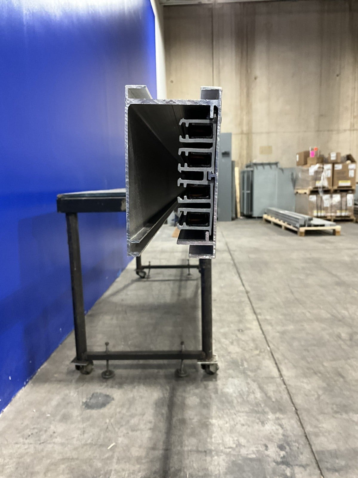225 Amps, Starline #B225-4PG-20FF, Track Busway, 600 Volts, 20' length - Image 3