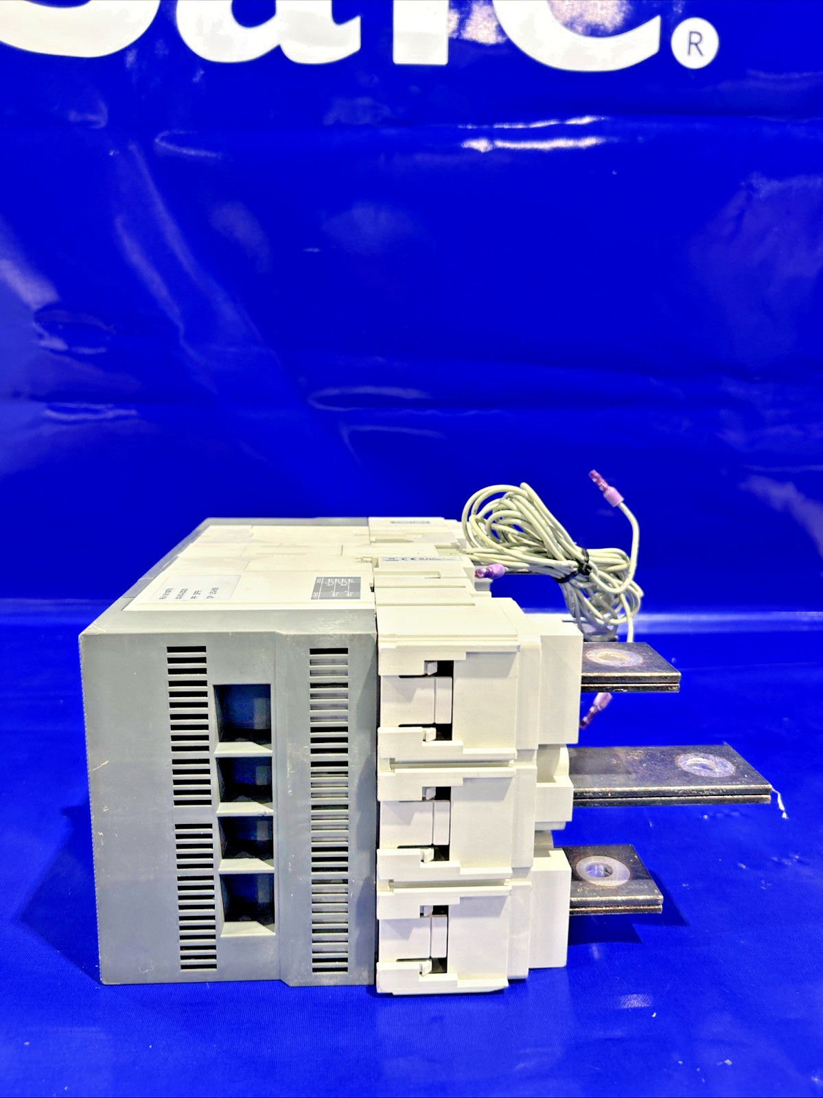 600 Amps, ABB #T5L-D, circuit breakers, 600 Volts, 3 Pole, LOT of 15, (11) 600 Amp and (4) 400 Amp T5L 400 - Image 5