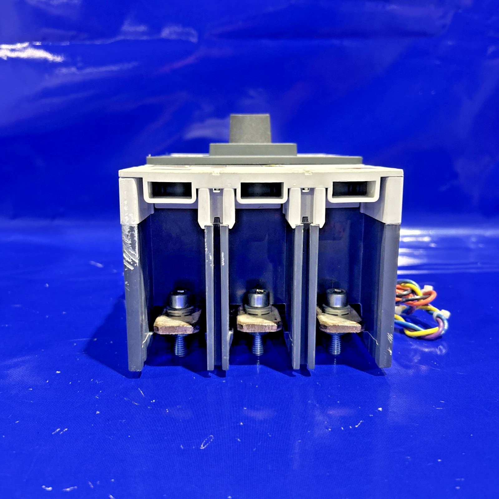 350 Amps, Siemens #HJX3B350MA2REX6, circuit breaker, 600 Volts, 3 Pole (2 available) - Image 5