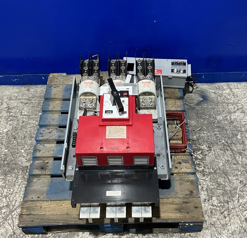 4000 Amp. General Electric #THPC3640BET1, high pressure co, 600 Volts, 3 Phase - Image 3