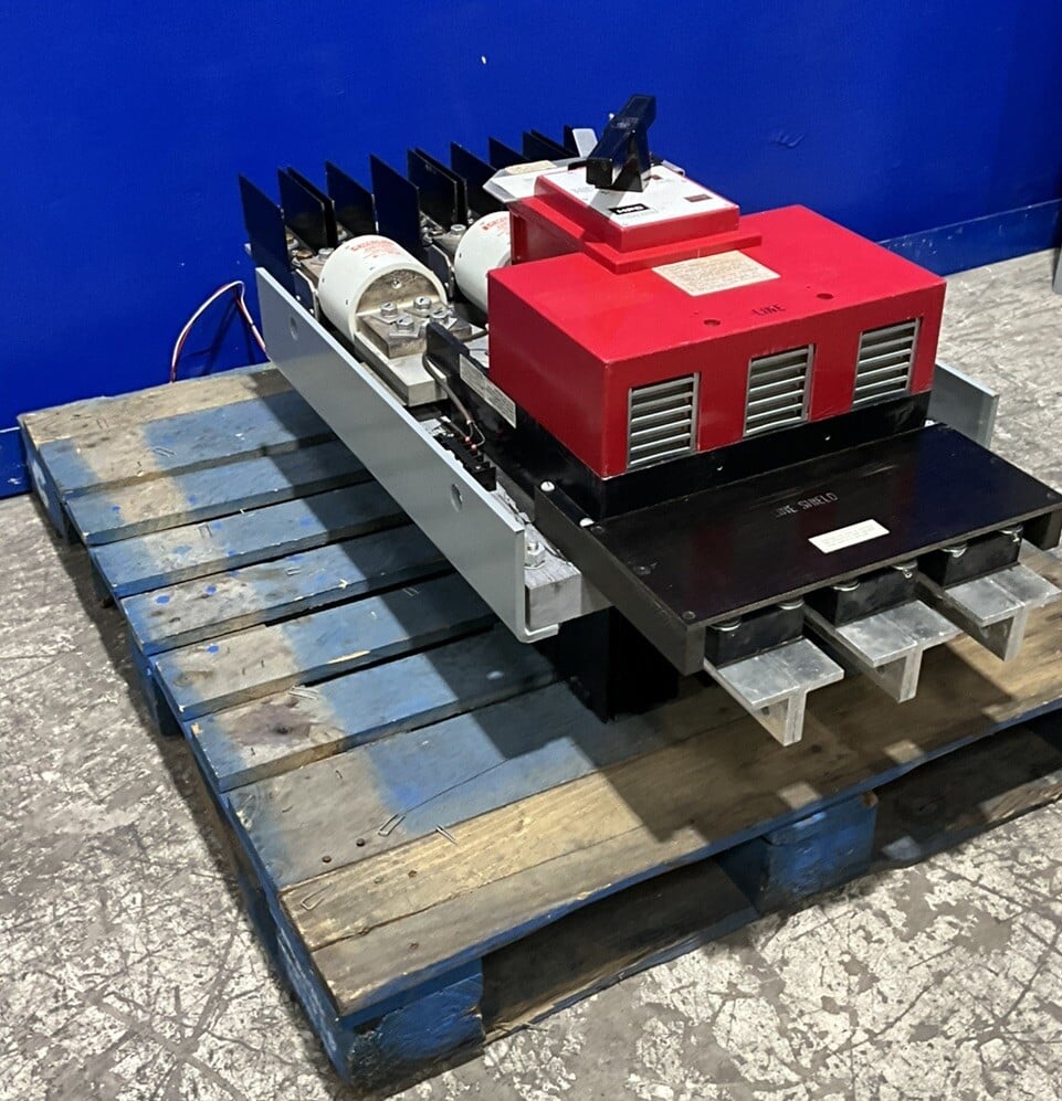 4000 Amp. General Electric #THPC3640BET1, high pressure co, 600 Volts, 3 Phase - Image 5