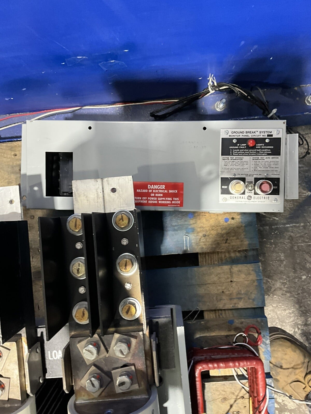4000 Amp. General Electric #THPC3640BET1, high pressure co, 600 Volts, 3 Phase - Image 9