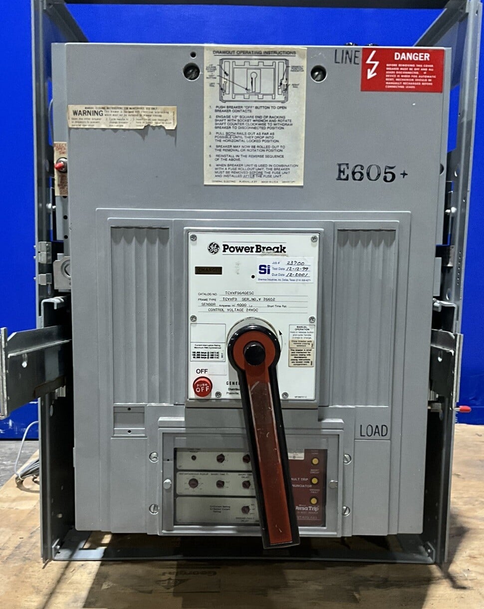 4000 Amps, General Electric #TCVVF9640E5C, Power Break main circuit breaker, 600 Volts - Image 5