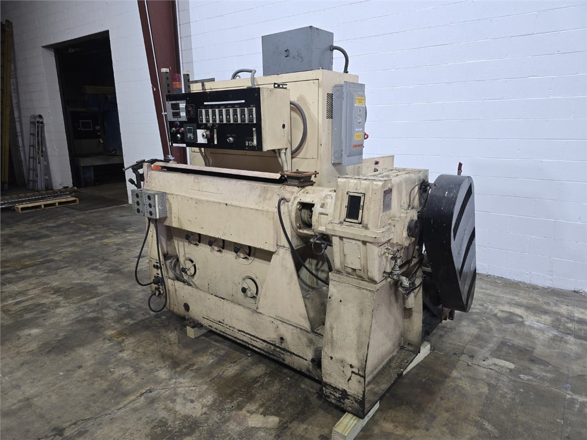 2.5" Davis Standard #Thermatic-250S, extruder, 24:1 L/D, air cooled, 5 barrel zones, 3 downstream zones, 45" - Image 2