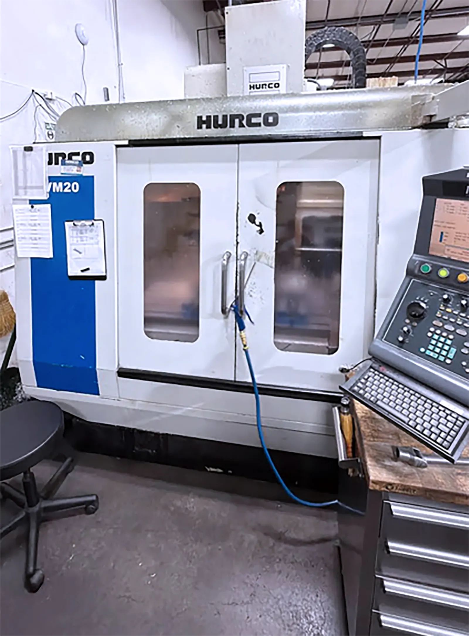 Hurco #VM20, CNC vertical machining center, 20 automatic tool changer, 40" X, 20" Y, 20" Z, 10000 RPM, 20 HP - Image 1