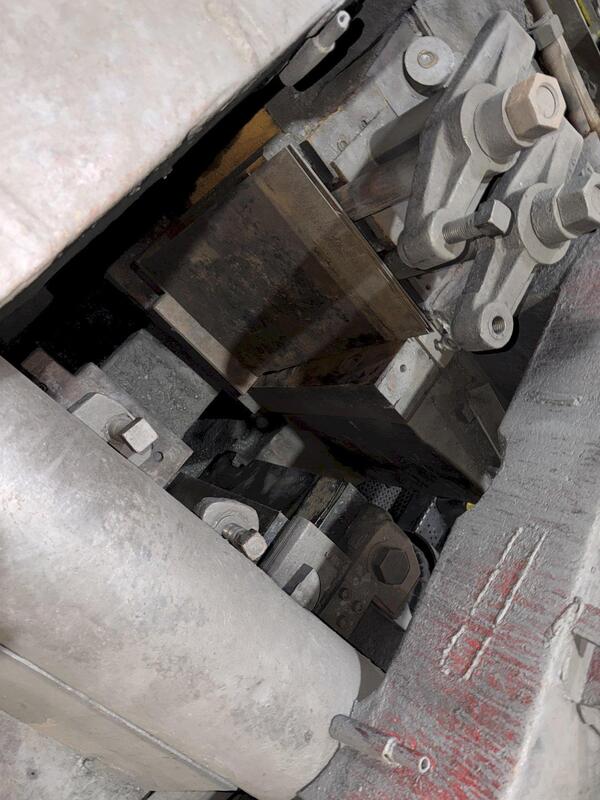 Ajax #7, Upsetter, 2100 ton, 995 ton die closing, 20" stroke, 25 SPM, 9-1/2" die opening, 13" gather, 5-1/2" - Image 1