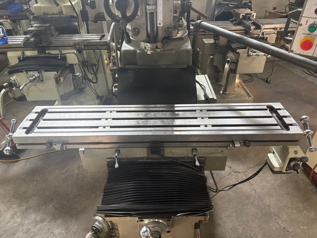 First #LC-185VSX-B, Vertical Milling Machine, 35" X, 16.75" Y, 15.3" knee, 10" x 50" table, 5 HP, Heidenhain - Image 5