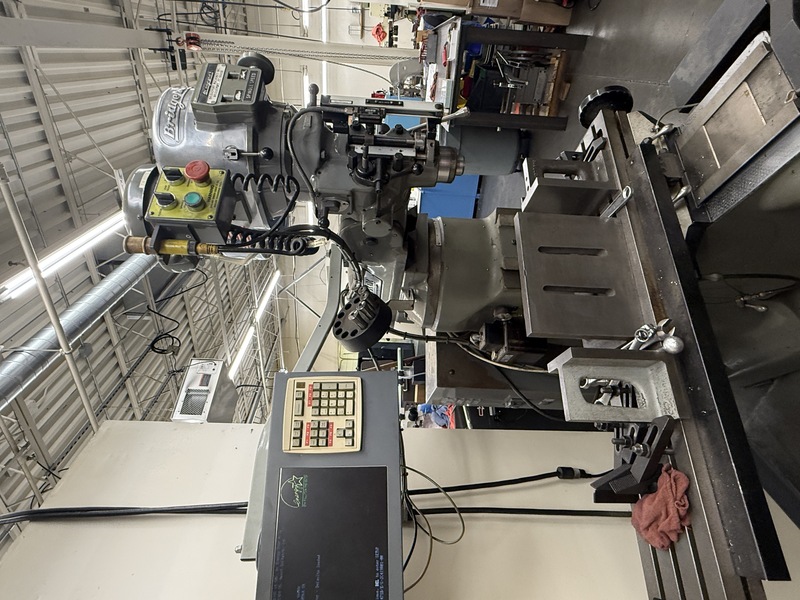Bridgeport #EZ-Trak, CNC Vertical Mill, 9" x 48" table, 30" X, 12" Y, 16" Z, R8, 60-4,200 RPM, 3 HP, collets - Image 5