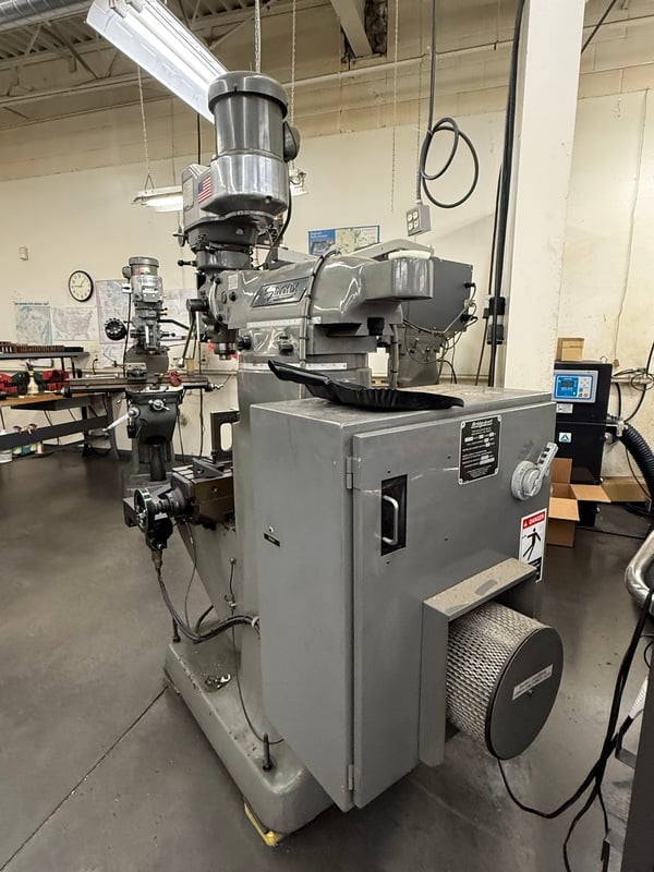 Bridgeport #EZ-Trak, CNC Vertical Mill, 9" x 48" table, 30" X, 12" Y, 16" Z, R8, 60-4,200 RPM, 3 HP, collets - Image 6