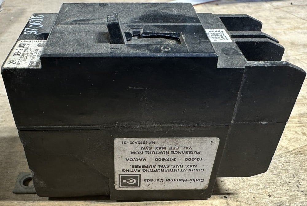 30 Amps, Cutler-Hammer, type GBH bolt-on circuit breaker, 2-pole, thermal-magnetic, fixed trip, probable - Image 1