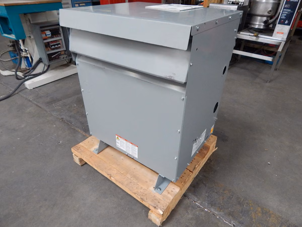 112.5 KVA 480 Primary, 480Y/277 Secondary, Hammond, Sentinel G Power Transformer, 3 Phase, 60 Hz., NEMA 3R - Image 3