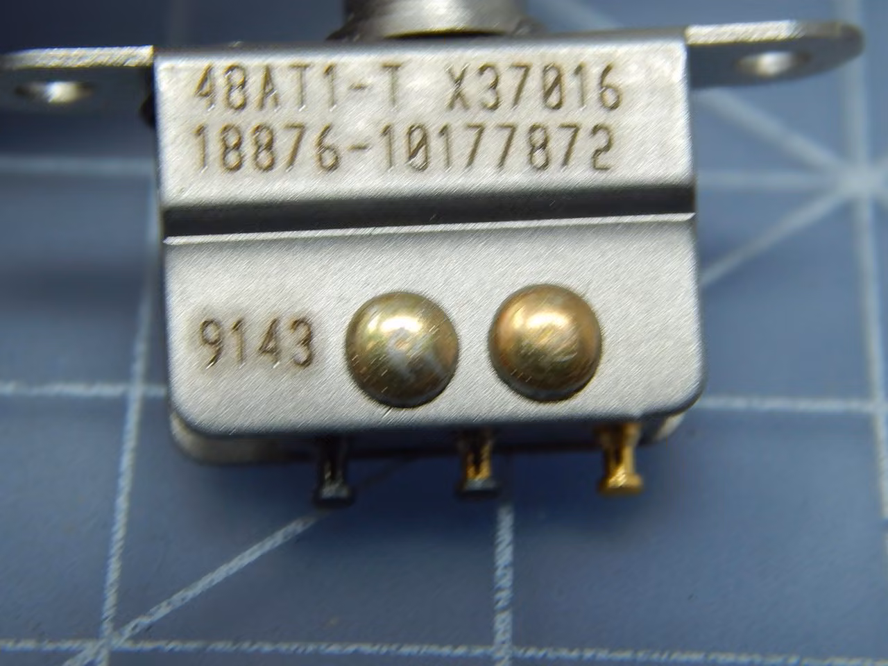 Micro Switch #48AT1-T, Toggle Switch, LOT of 40 - Image 4