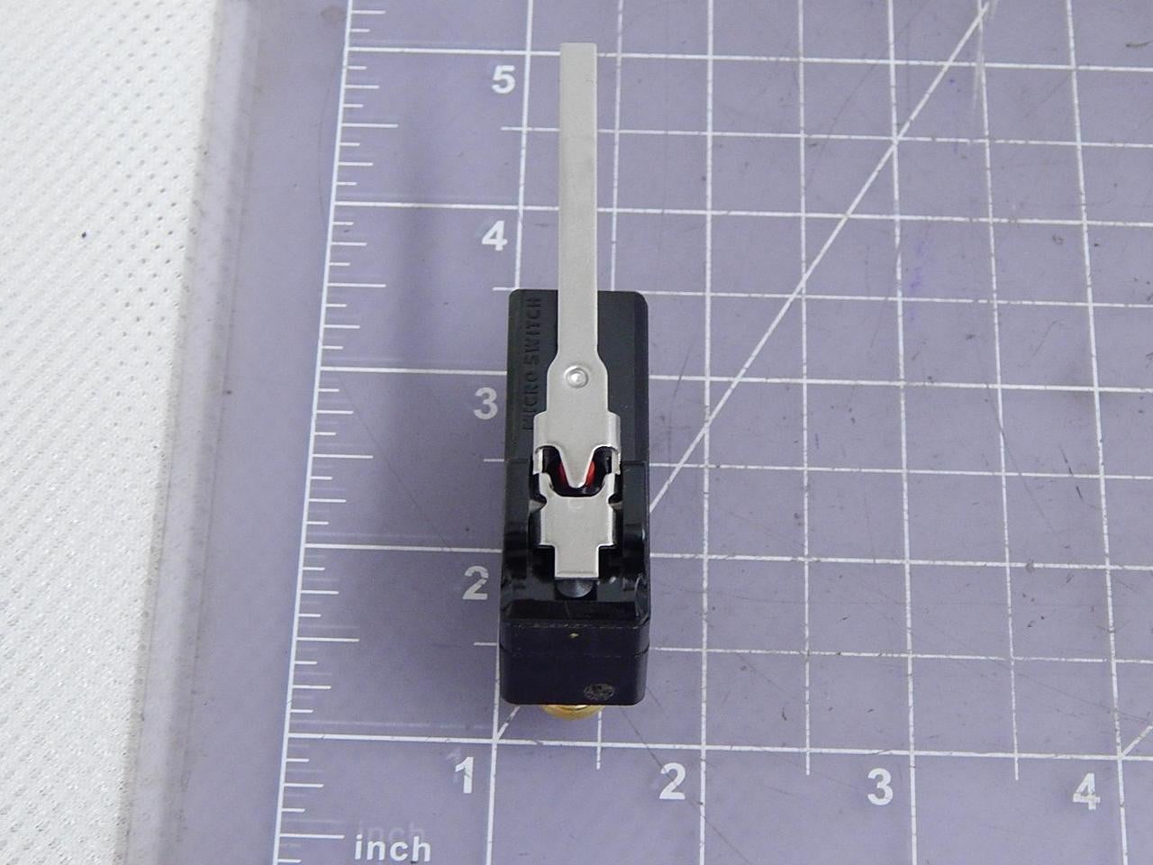 Micro Switch #BA-2RV-A4, basic / snap action switch, LOT of 200 - Image 3