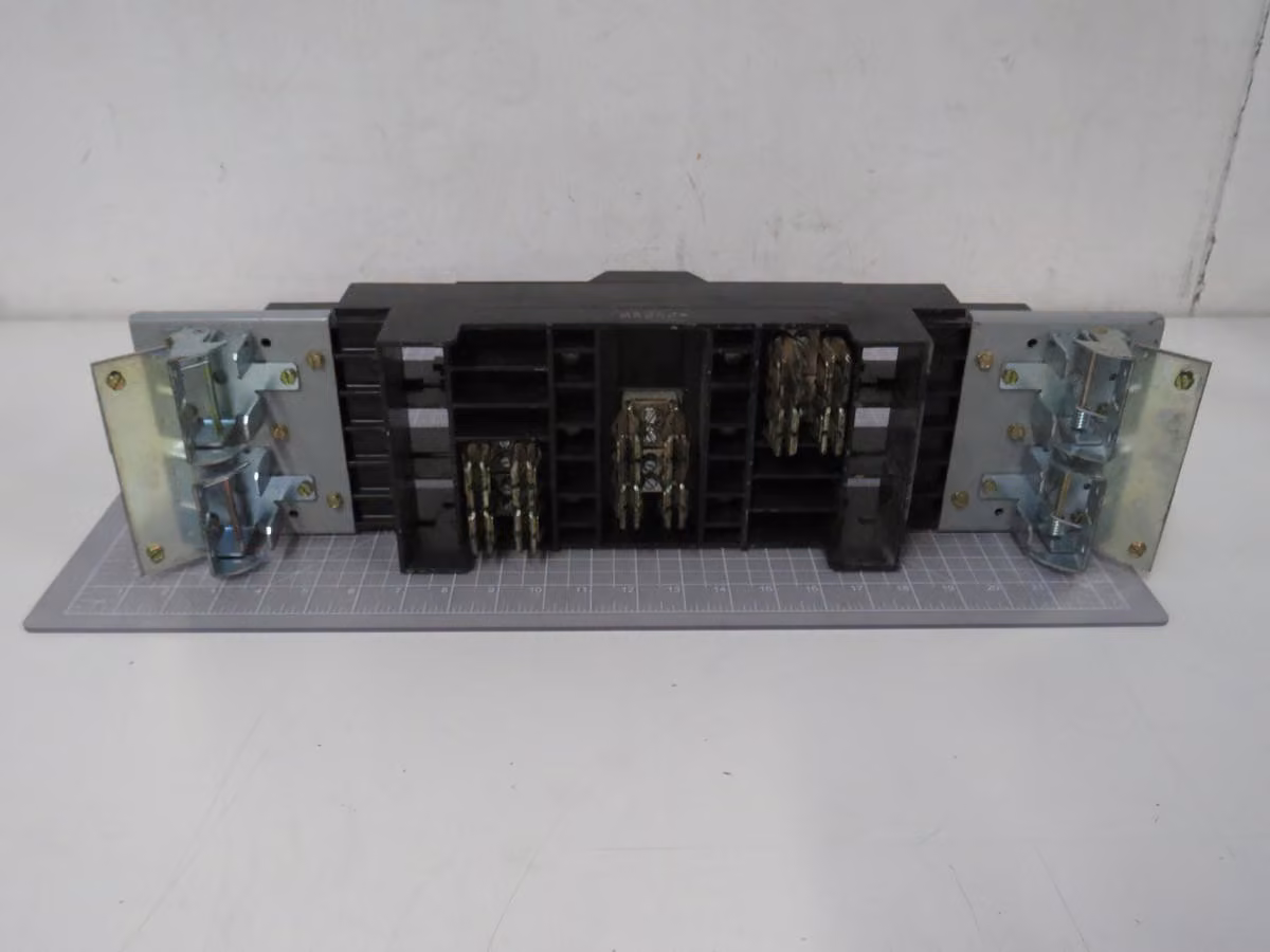 1,200 Amp, Allen-Bradley #AMC6GB, Model 1 Circuit Breaker Module 1200A 600 Volts 6 Pole - Image 5