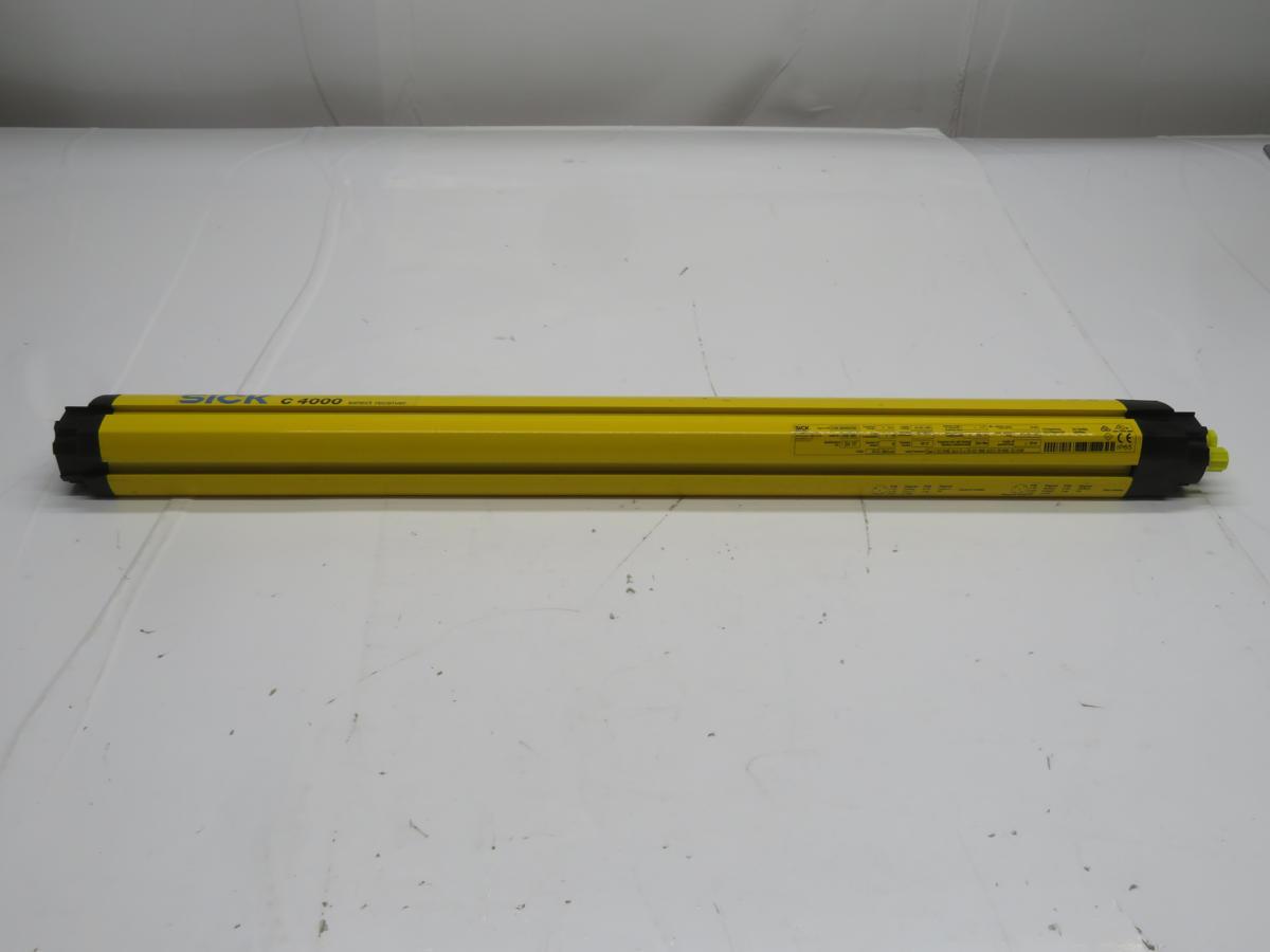 Sick #XC40E-0603A0A0CBA0, Safety Light Curtain Receiver - Image 1