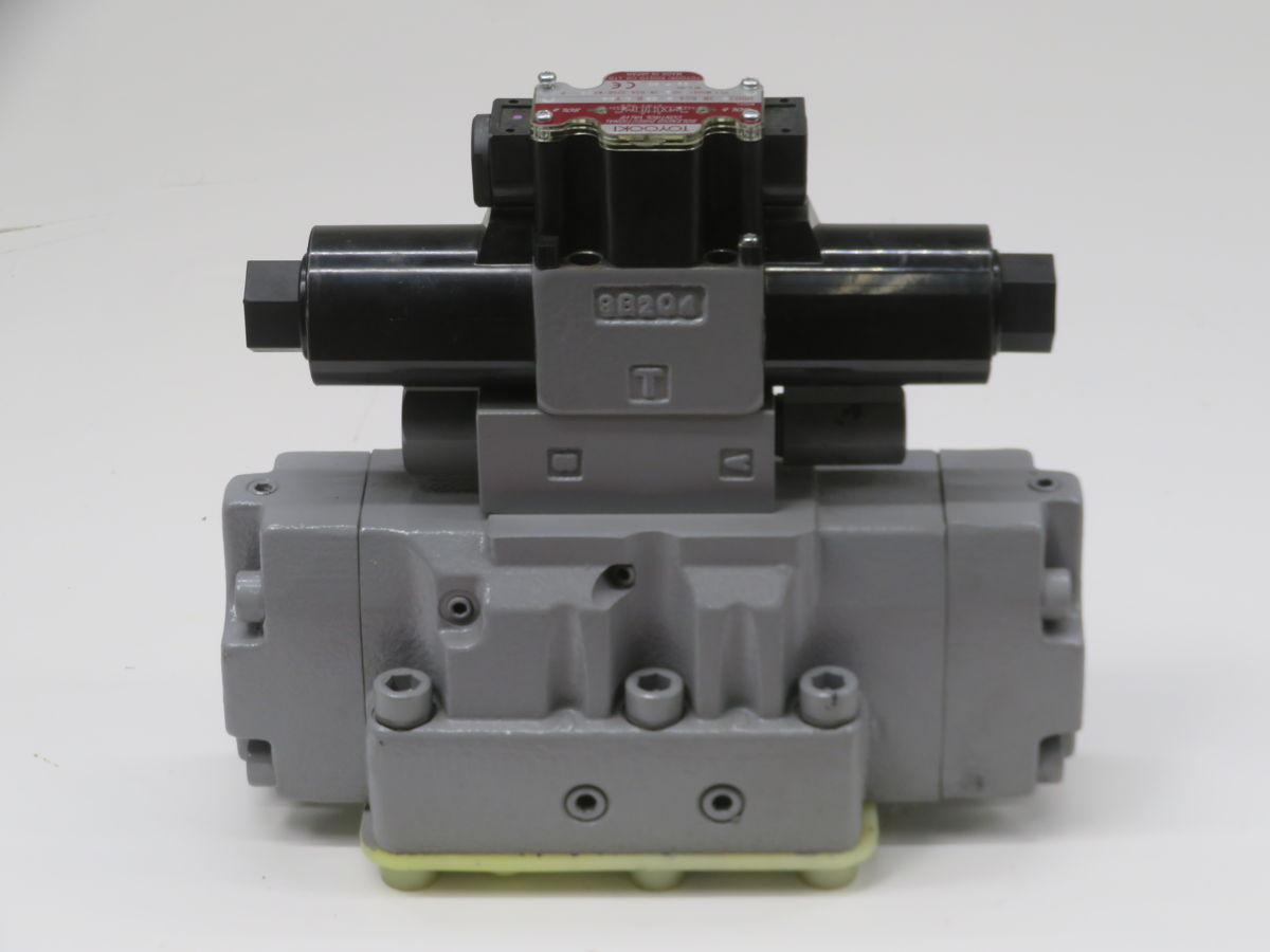 Toyo-Oki #HDD3C-3W-BCA-2-06B-LYD2, Directional Control Valve - Image 2