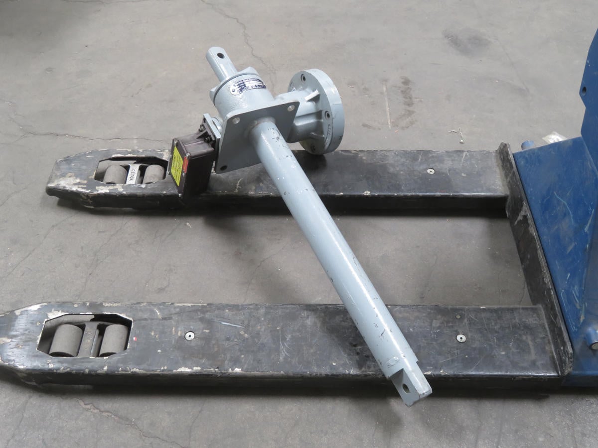 Duff Norton #FLM10010-845, Worm Gear Actuator width SKA6000B10 - Image 2