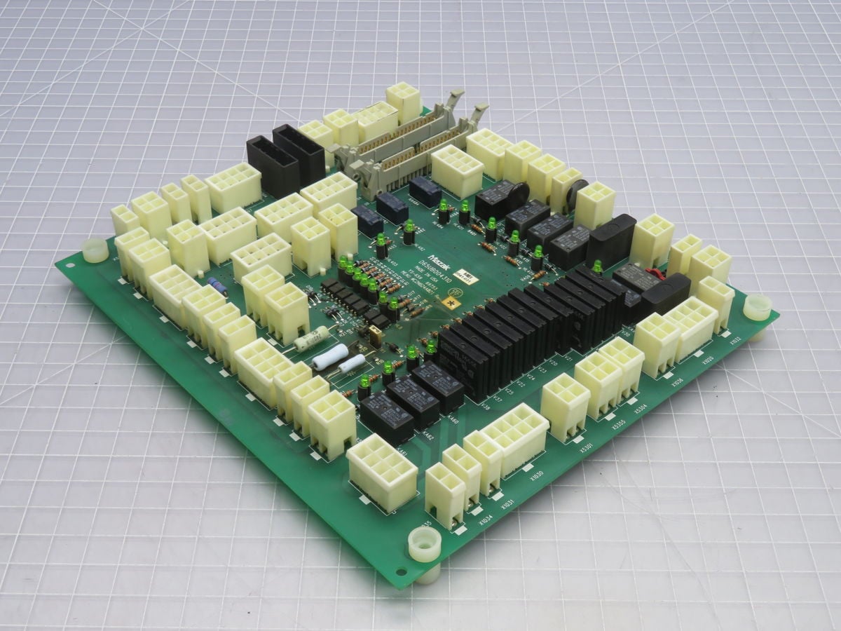 Mazak #D65UB004310, PLC interface relay board - Image 3