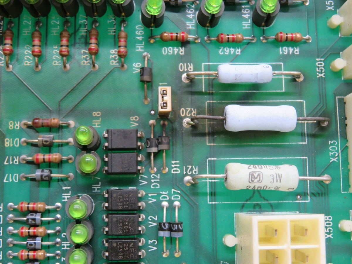 Mazak #D65UB004310, PLC interface relay board - Image 7