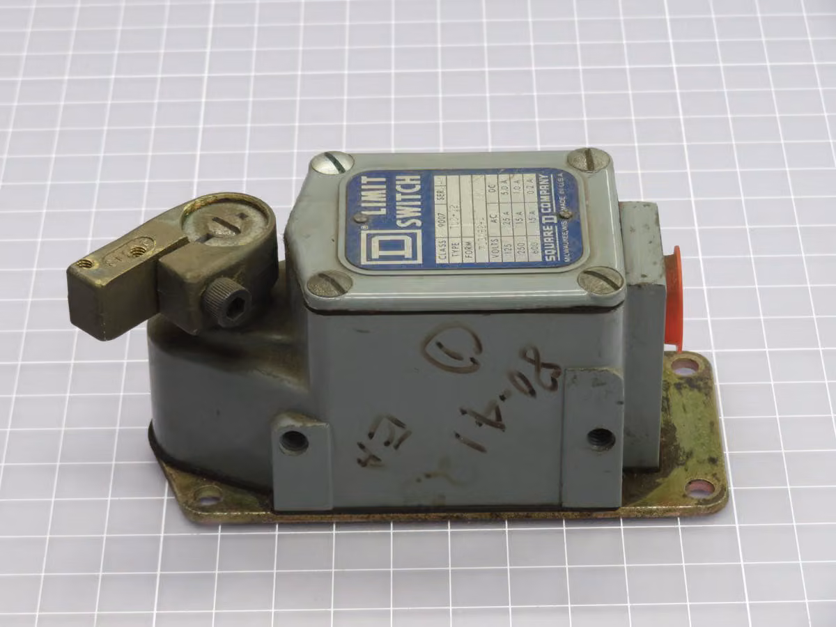 Square D #9007, Limit Switch, TUD-12 - Image 3