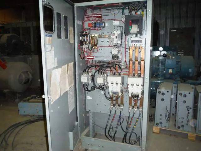 Westinghouse #R896S5AW1X, motor starter/controller, 200 HP, 460 Volts, 225 FLA, 1.15 service factor, 60 Hz. - Image 4