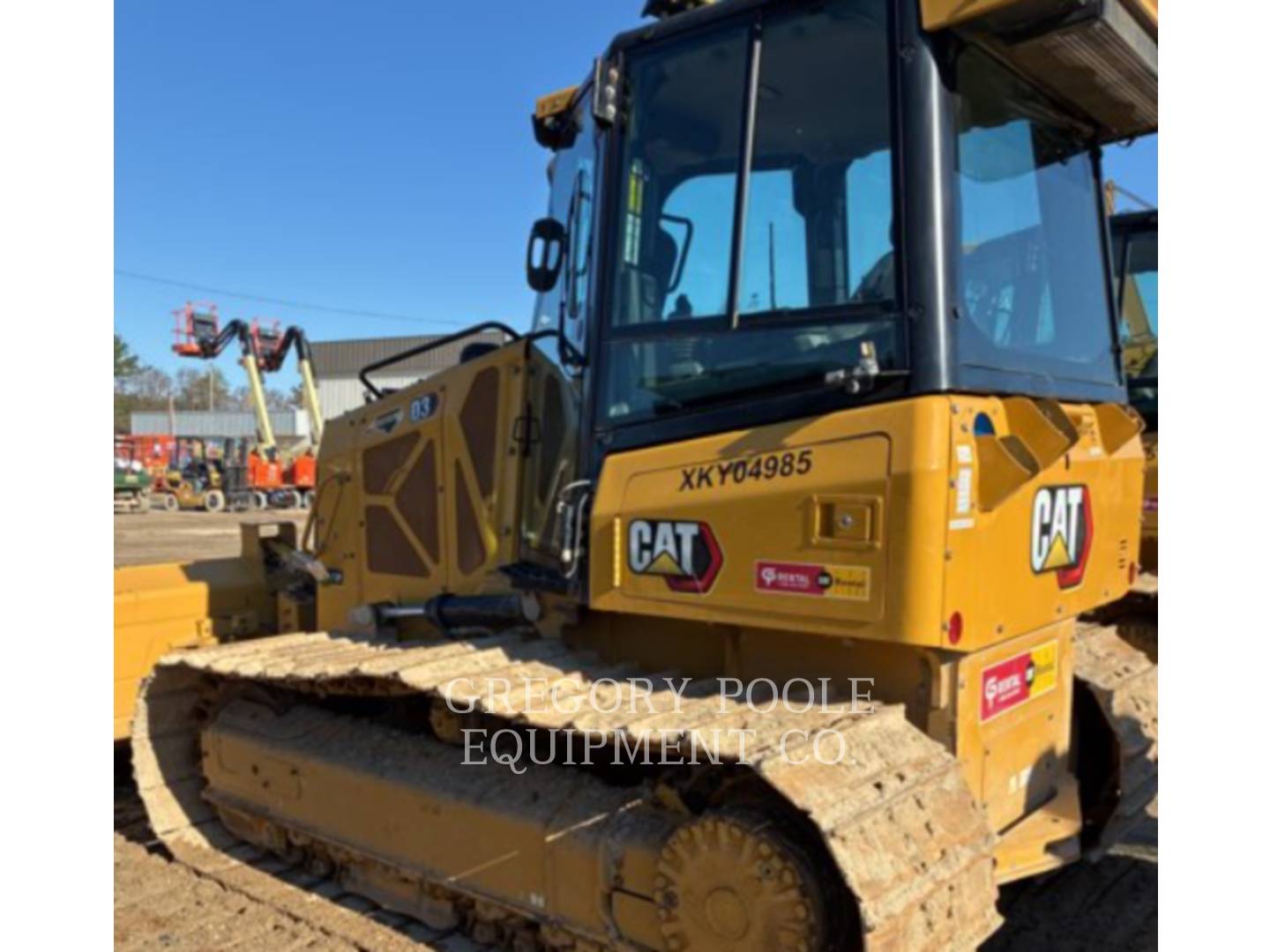 Caterpillar D3-12LGP, 3374 hours, S/N: XKY04985, 2023 - Image 3