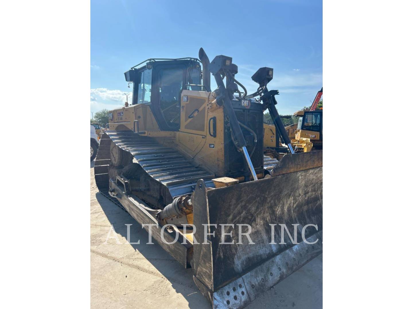 Caterpillar D6-20 LGP, 3052 hours, S/N: KEW01129, 2023 - Image 2