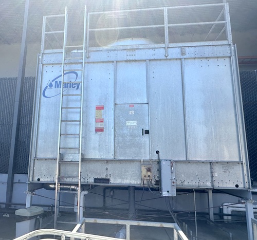 Marley #NC83031GG-07, Cooling Tower, 347 GPM, 20 HP, Eaton motor starter & disconnect, ladder & railing - Image 1