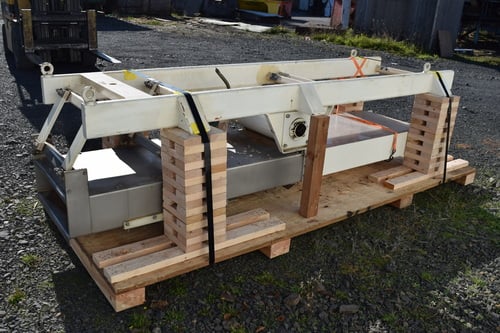Eriez #TM2412, Tuned Two-Mass Vibratory Feeder Conveyor, pneumatic slide drop out gate, 230/460 V. - Image 5