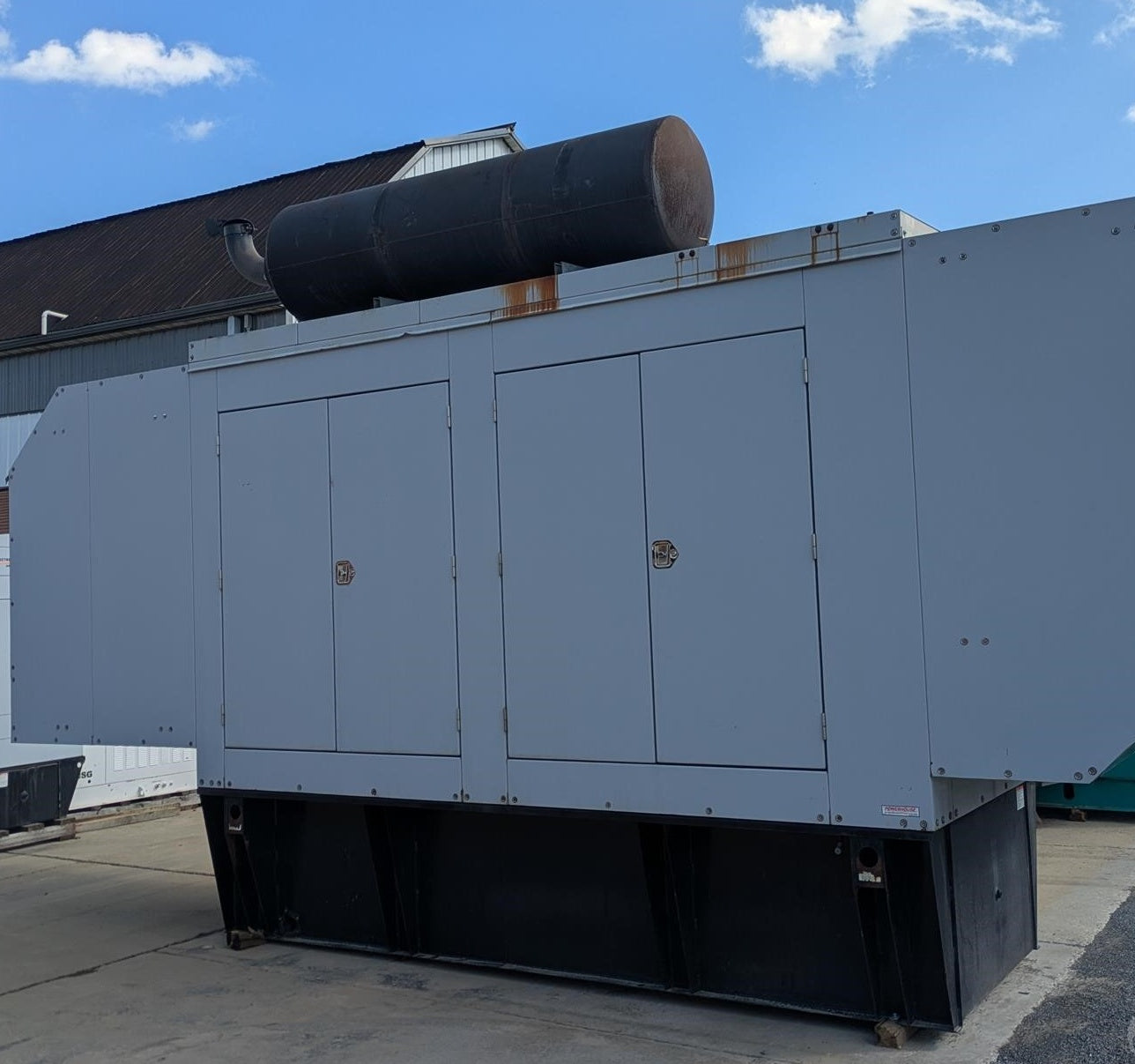 300 KW Caterpillar #3406, diesel generator set, 375 KVA, 277/480 Volts, 3 phase, 3406B engine, sound - Image 3