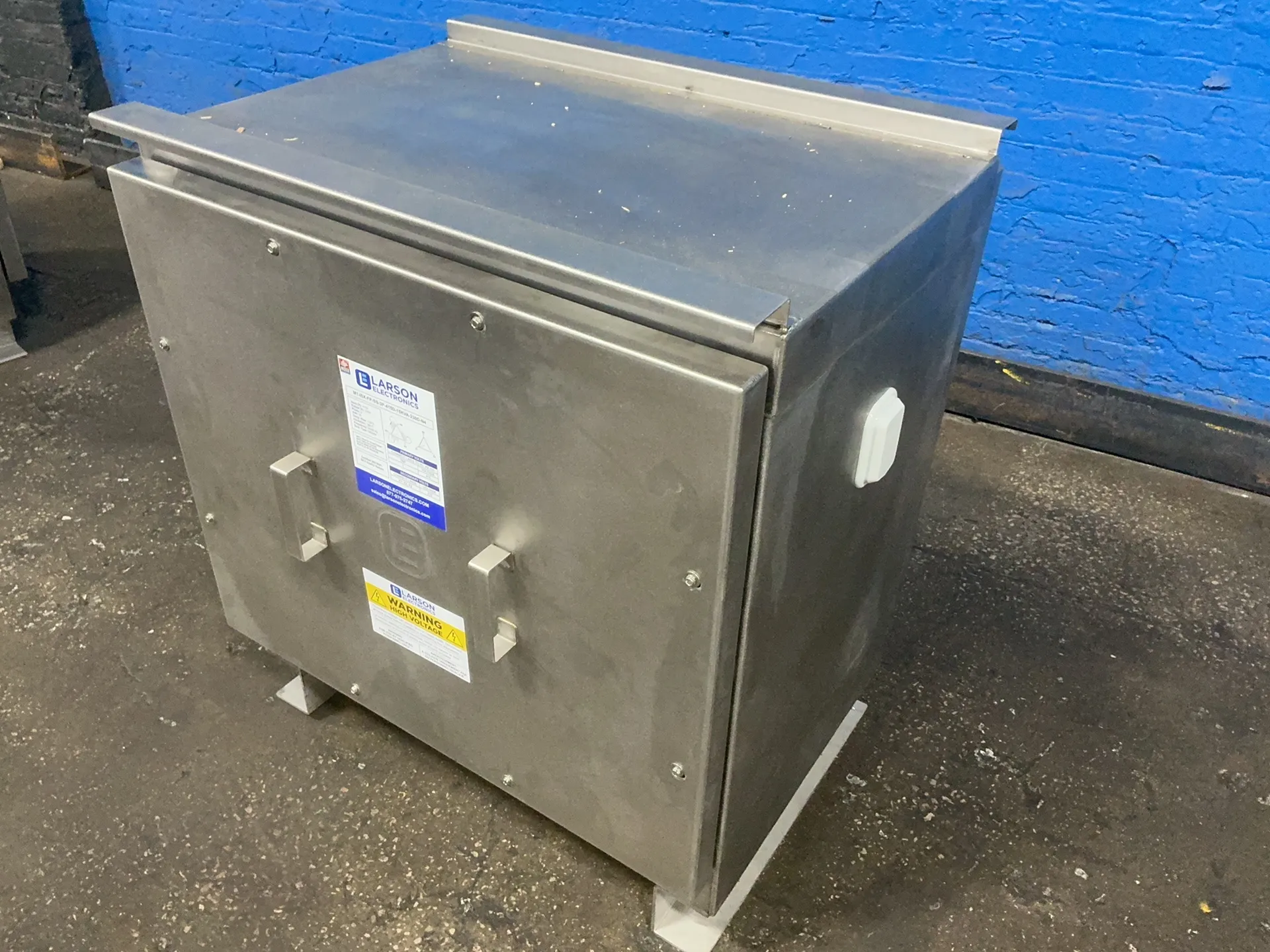 15 KVA 415 Primary, 230 Secondary, Larson Electric MT-ISX-FP-SS-3P-415D-15KVA-230D-N4, transformer, 230/415 - Image 2
