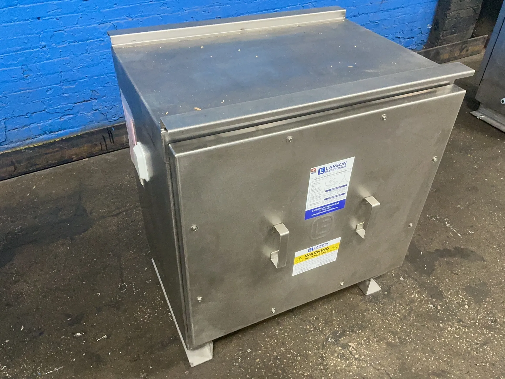 15 KVA 415 Primary, 230 Secondary, Larson Electric MT-ISX-FP-SS-3P-415D-15KVA-230D-N4, transformer, 230/415 - Image 3